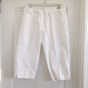 Draper‘ s & Damon’s White pull up Capris 6P